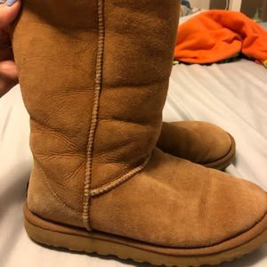 Ugg boots (tall classic)